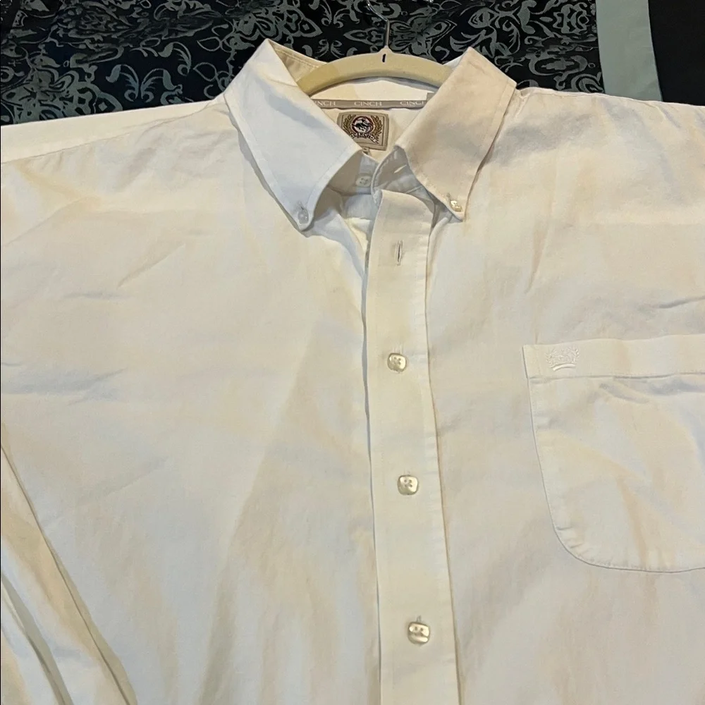 Cinch Men's White Button-Up Dress Shirt